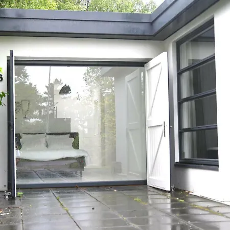 펜션 Spacious Bunglow For 6 In With Garden